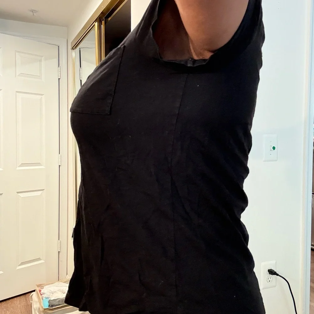 LOFT Vintage Soft scoop neck t-shirt with pocket. Black, size M. - Picture 6 of 6